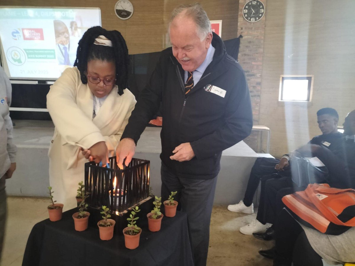 We're taking the Axis Summit experience to the Western Cape next week! Don't miss this incredible opportunity for FREE workshops and a delightful light lunch. Let's spark innovation and collaboration in education together! Register now at flame2023.globalteachers.org. #AxisSummit2023