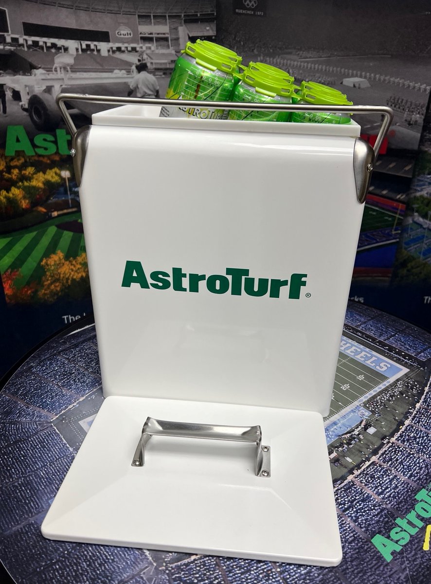 AstroTurf tweet media