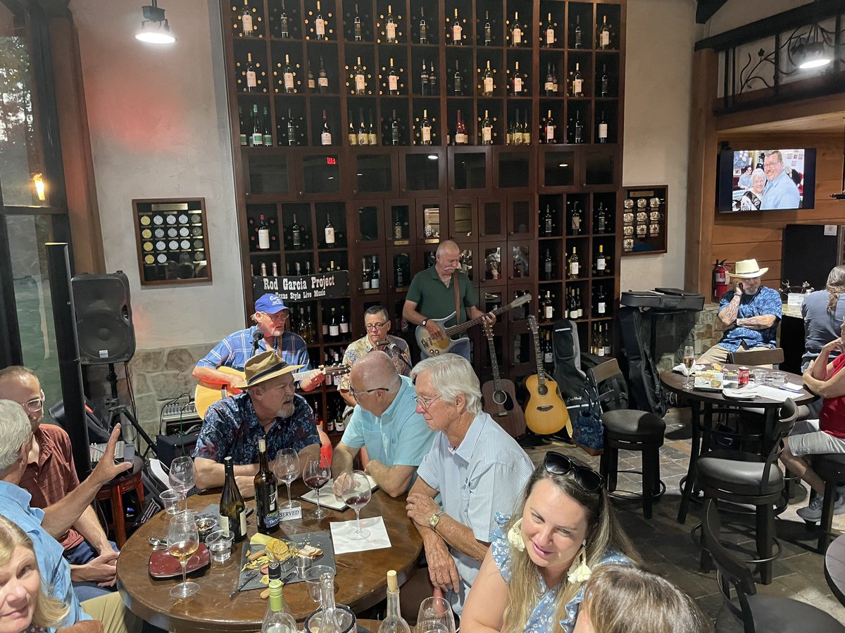 astrojoe888's tweet photo. 🎶 Unforgettable debut night at Whitley Vineyards new location! 🍷🎉 Packed house, phenomenal musicians, and the best turnout ever! 🎊 Cheers to the perfect blend of wine, music, and amazing people! 🥂 #WhitleyVineyards #DebutNight #MusicAndWine https://t.co/41HLzhHIyl