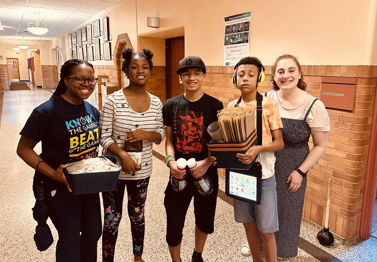 Dr. Kate Sweeney (@drkatesweeney) on Twitter photo Tiger Bites to start off our Fun Friday during ESY! <a href="/tuckahoeufsd/">Tuckahoe Union Free School District</a> <a href="/TuckahoeHSMS/">Tuckahoe High/Middle School.</a> Tiger Bites to start off our Fun Friday during ESY! <a href="/tuckahoeufsd/">Tuckahoe Union Free School District</a> <a href="/TuckahoeHSMS/">Tuckahoe High/Middle School.</a>