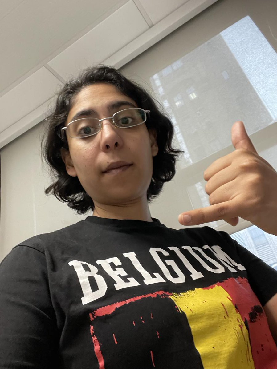 Angèle songs all day long and appropriate t-shirt: ✅ Ready to be proud of our little country in #NewYork ! Happy #BelgianNationalDay !!! 🇧🇪 🇧🇪🇧🇪 #NationalDay #FeteNationale #NationaleFeestdag #Belgium #BruxellesJeTaime