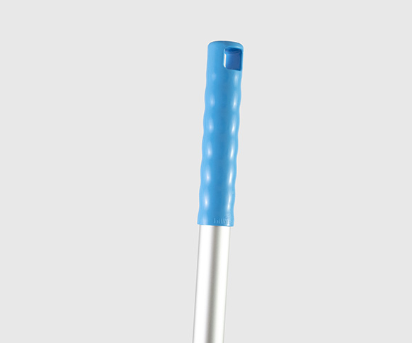 hillbrush's tweet photo. Did you know? Our #aluminium handles are crafted using a minimum of 80% #recycled aluminium, reducing our #environmental impact while maintaining top-notch #quality. View handles: https://t.co/17sqABZnjE https://t.co/g58Qz0YDiv
