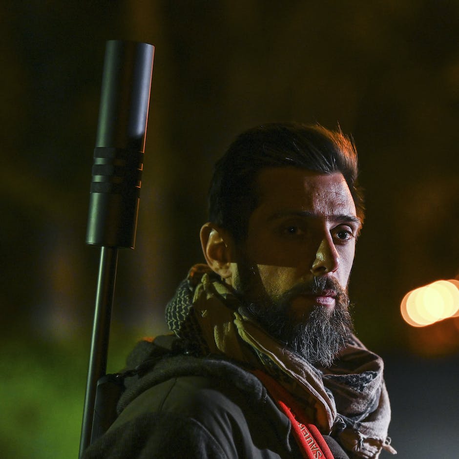 BioHackerBI's tweet image. I just learned from an article that the city of Berlin employs a hunter to take care of inner city boar problems.

Man&apos;s got that late 2000s insurgent drip, I tell ya hwat.