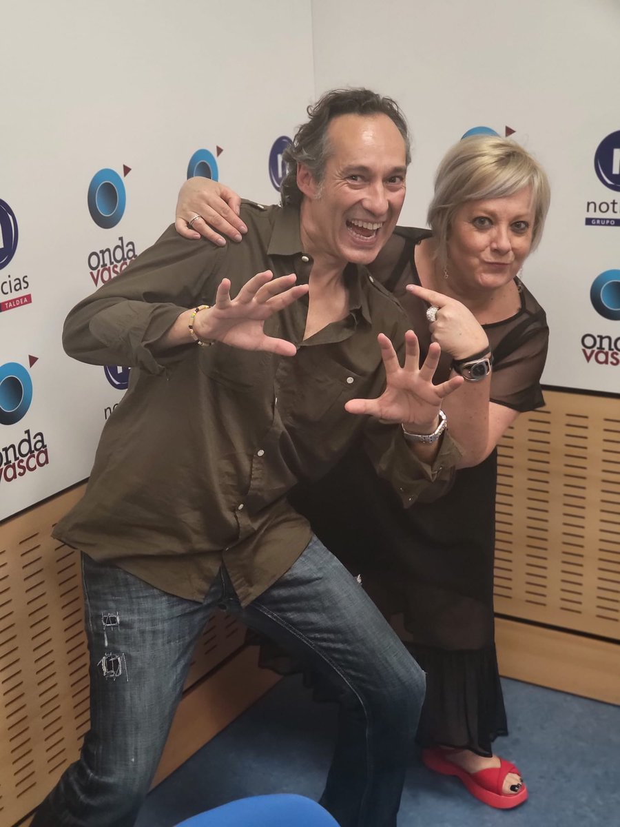 SantiInhumano's tweet photo. Esta tarde, en un ratito, en @ondavasca 
#Bilbao #odioelregueton #somos egeberos
@YofuiaEGB 
#RADIO #promo #labandadelcapitaninhumano #gira #35aniversario #santisanchez #OnFire # https://t.co/RgdeWLEvBq