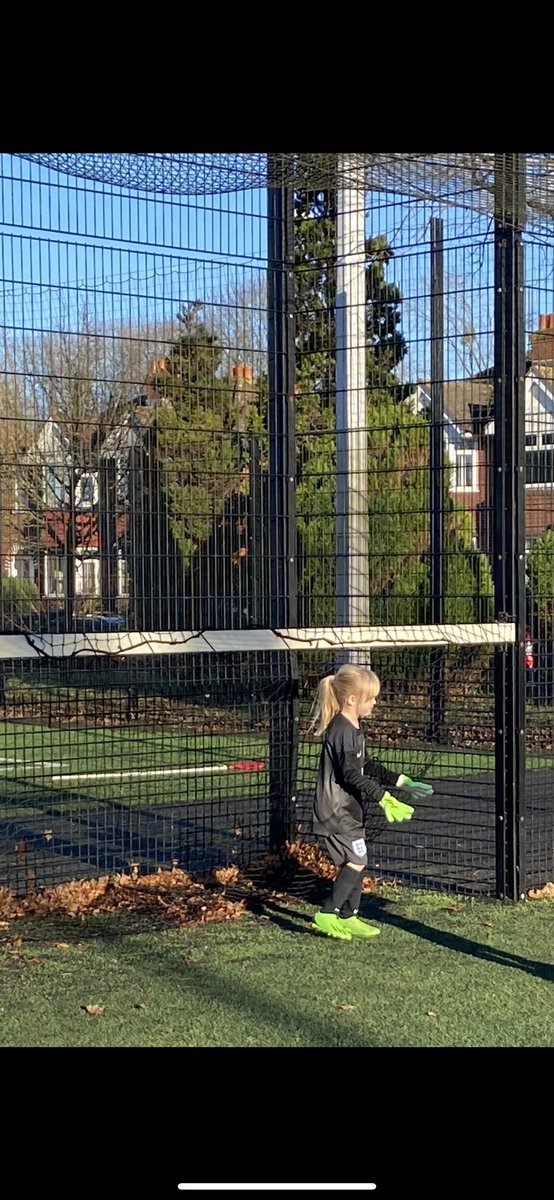 wicket84's tweet photo. My girl wanted a Earps Eng kit last year. We improvised with the men’s one. It sucks explaining to her she can have the WC kit like her outfield playing big sister, but unlike her she can’t have her idol on the back of it. Not all girls want to be a number 9 https://t.co/VkkMFXWmxc