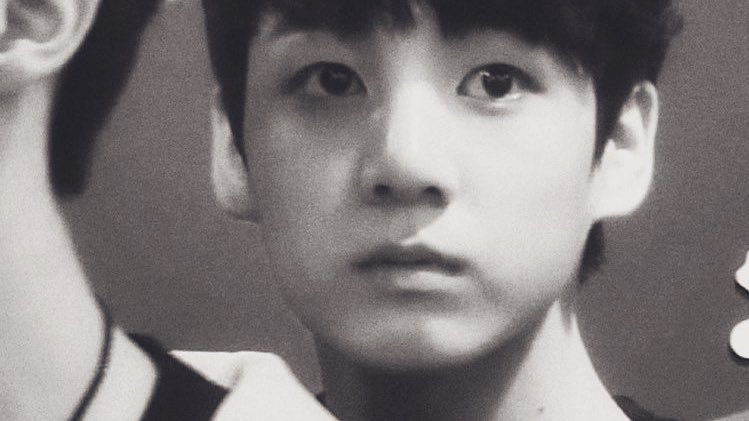 bbytaete's tweet photo. the boy who’s making history.♡ https://t.co/zpmjfEBMAC