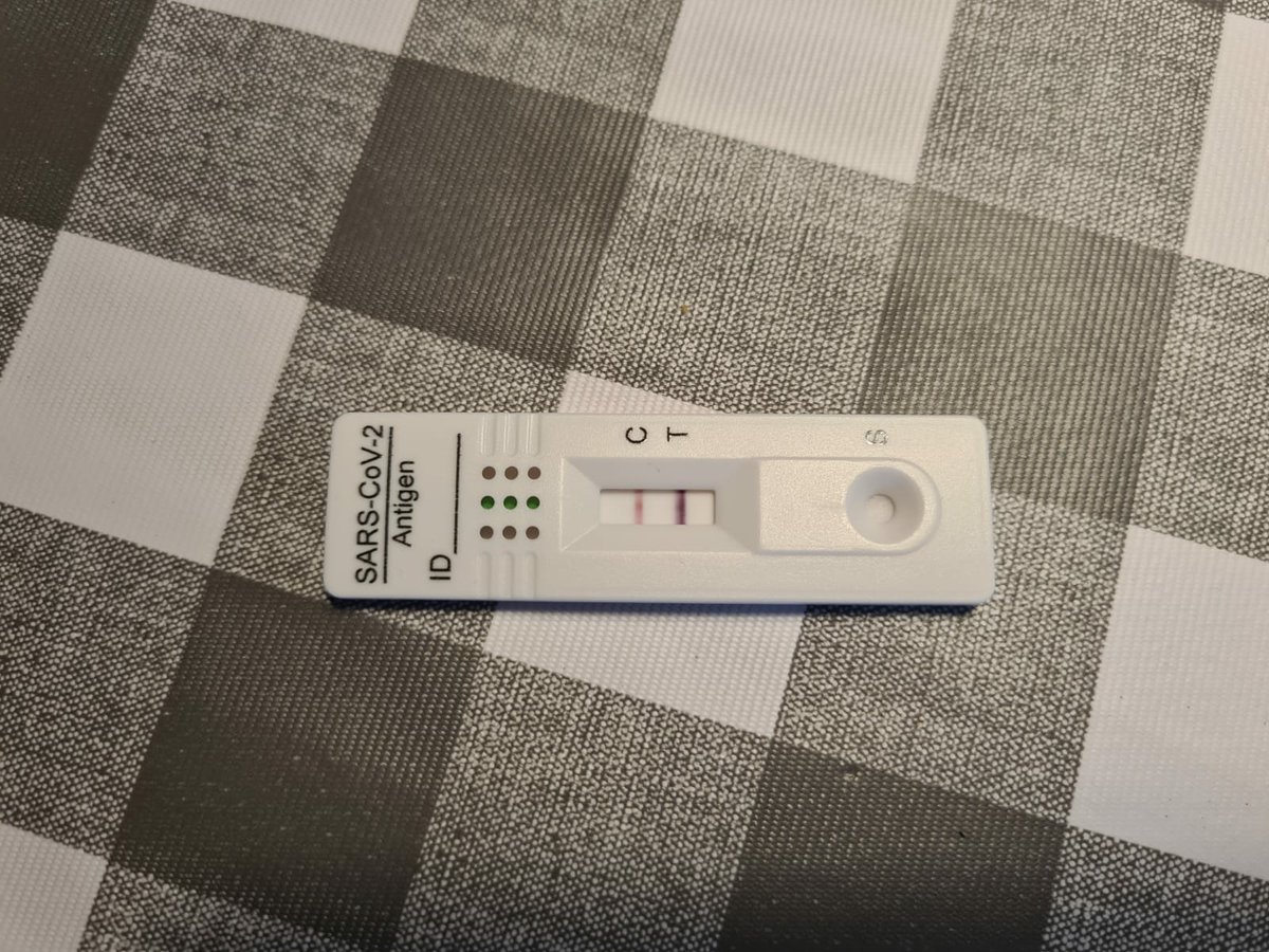 jordi_ballart's tweet image. 🧬 Després de 2 dies amb símptomes de grip, amb febre alta i molt malestar, m'he fet un test i he donat POSITIU en COVID. 

🤦‍♂️ Quan pensàvem que les possibilitats de contagi quedaven lluny... 

🔜 Espero recuperar-me aviat. Sento els canvis d'agenda que pugui ocasionar. 

💪🏼