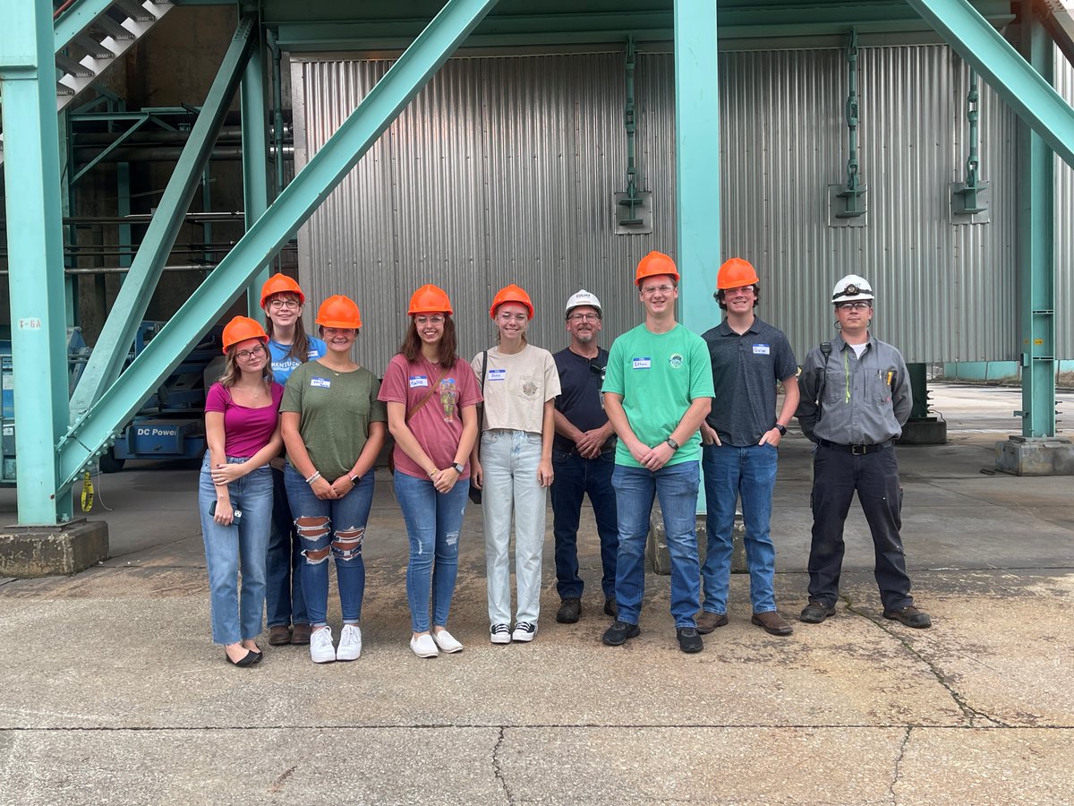 skrecc's tweet photo. What an electrifying day our Senior Scholarship recipients had touring Cooper Power Plant! Special thanks to those who made the tour a success. We appreciate your willingness to share about the plant and its importance to keeping our communities shining bright. #WeAreSKRECC https://t.co/WsURnsThyM