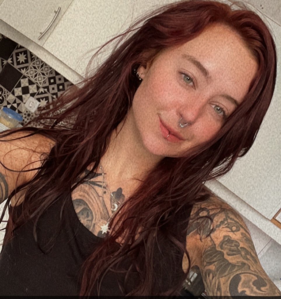 Red Raven Onlyfans on Twitter "Glowing 🫶 https //t.co/bzGHtPaUxF