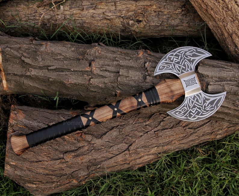 HotSteels's tweet photo. Custom handmade axe for sale https://t.co/hJXBIQ20KT