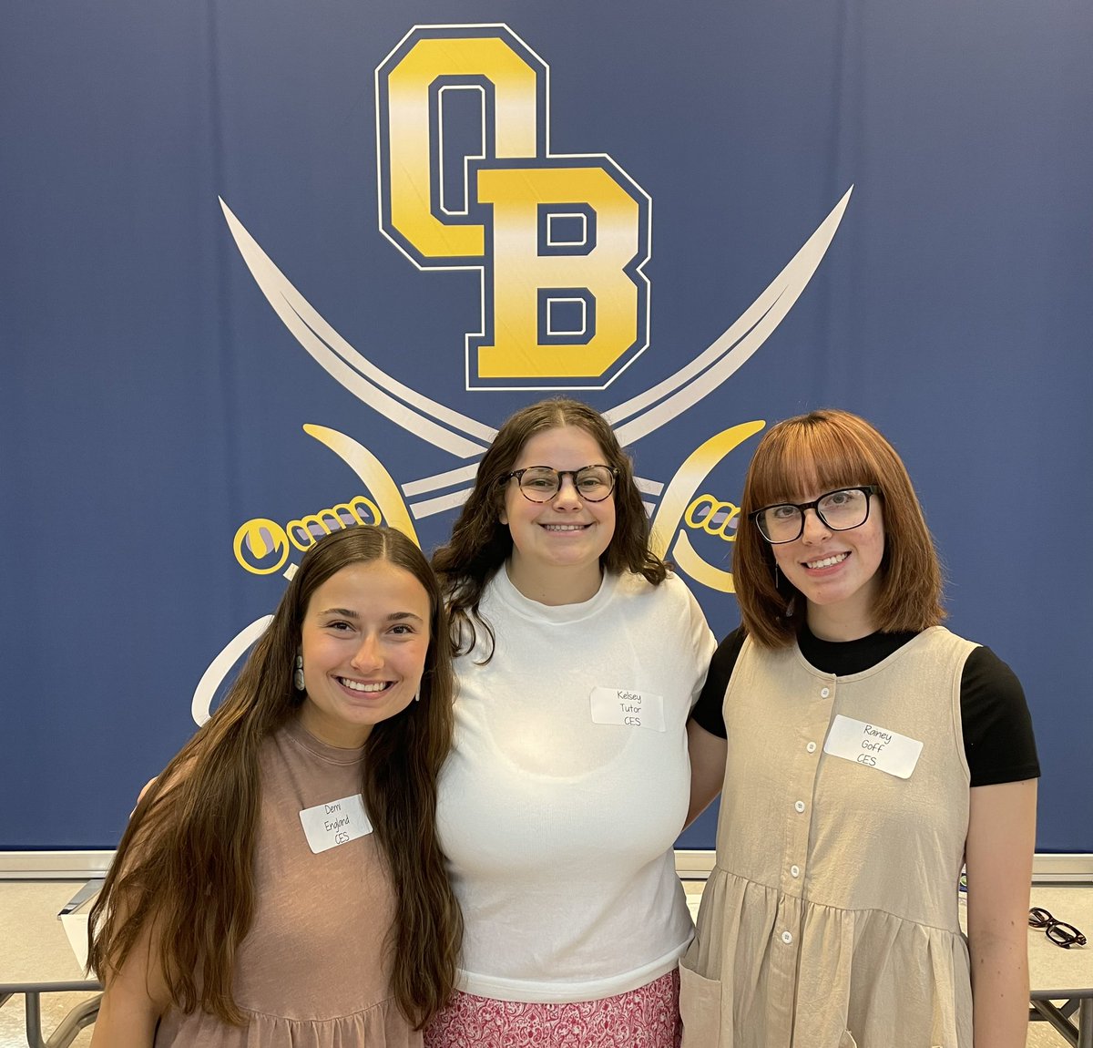Welcome to the CHICKASAW CHAMPION TEAM! 💙⚔️💛

Ms. England, Ms. Tutor, and Ms. Goff attended the kickoff of DCS New Teacher Academy today with other new DCS teachers.

#ChickasawChampions #OBPride #TeamDCS