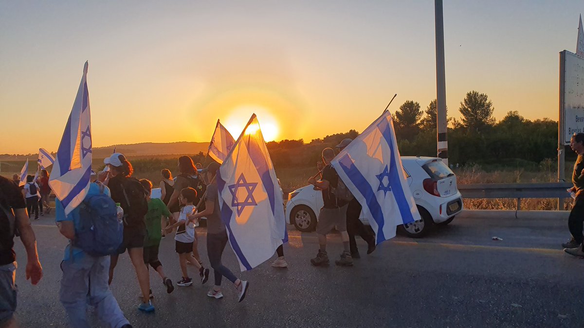 Naama Friedmann๐๏ธ (@friedmannnaama) on Twitter photo ืขืฉืจืช ืืืคืื ื ืืืฉืื ืฆืืขืืื ืืืจืืฉืืื, ืื ื ืืจื. ืื ืฉืื ืื ืฉืื ืืื ืืืืืื,  ืืืืืืื ืืื ืืฉื ื, ืืคื ืื ืื ืืื ืืช ืืืจื, ืฉืจืื. ืื ืฉืื ืืืืื ืืืืงืื ืืงืืืงื ืืื ืืงืจืืืืื, ืืื ืืคืืื ืขืืืคืช ืงืจืืื ืืืช ืขื ืืจืฆืคื. ืขืฉืจืช ืืืคืื ื ืืืฉืื ืฆืืขืืื ืืืจืืฉืืื, ืื ื ืืจื. ืื ืฉืื ืื ืฉืื ืืื ืืืืืื,  ืืืืืืื ืืื ืืฉื ื, ืืคื ืื ืื ืืื ืืช ืืืจื, ืฉืจืื. ืื ืฉืื ืืืืื ืืืืงืื ืืงืืืงื ืืื ืืงืจืืืืื, ืืื ืืคืืื ืขืืืคืช ืงืจืืื ืืืช ืขื ืืจืฆืคื.