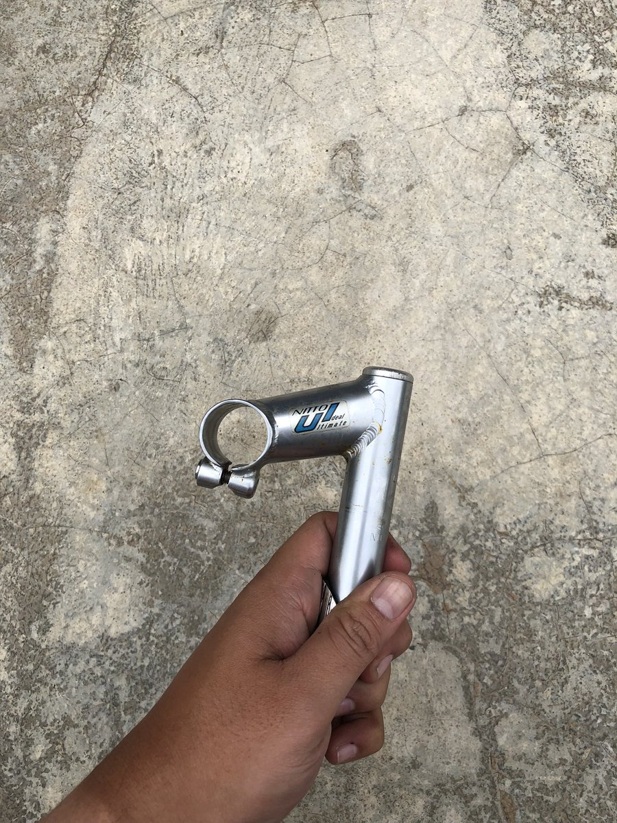 Nyamuk Nyimak tweet media