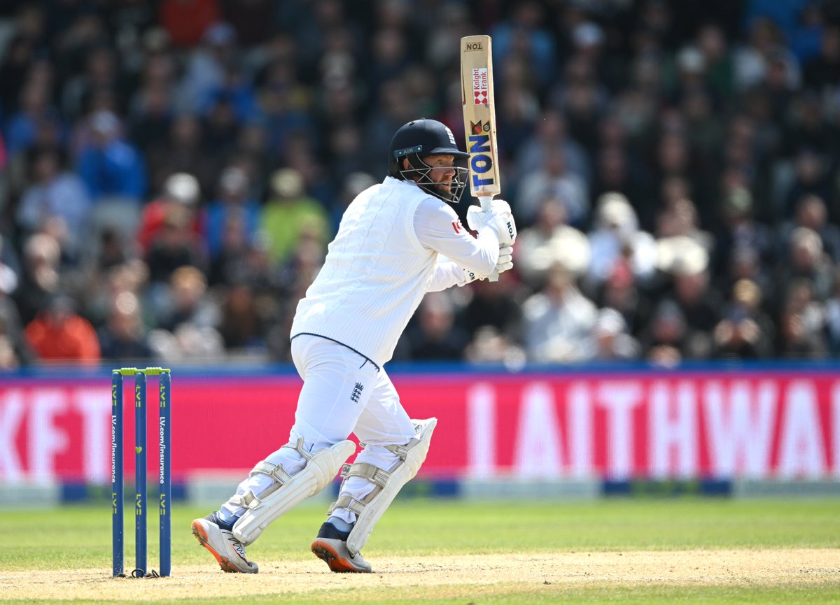 🌧️ It's raining in Manchester...

Raining sixes, that is 😉

#EnglandCricket | #Ashes