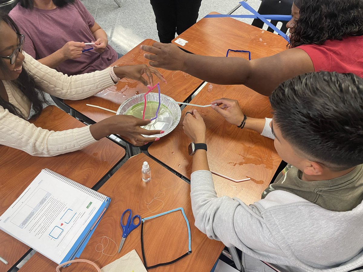 AldineGATEway's tweet photo. I am loving our Pre AP training.  The great trainers from @CollegeBoard are helping strengthen our Advanced Academics program. They even let me play with bubbles. @DougSBoard @AldineISD #aldinerise. https://t.co/e3DX2xkX2M