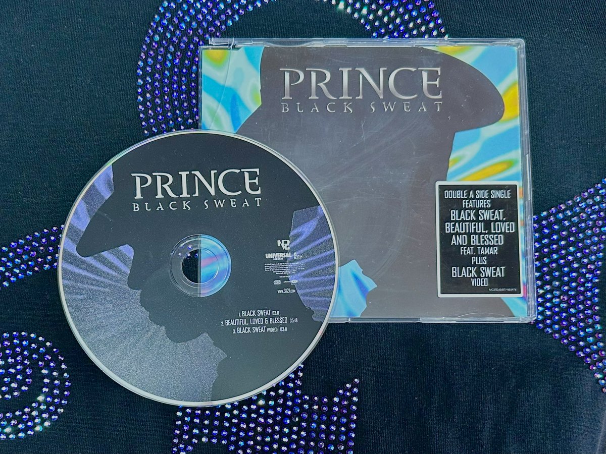 RockItPoolePRN's tweet photo. 2006 Prince Black Sweat Enhanced Picture CD Single With 3 Tracks (Including The Video) Now BACK IN STOCK
https://t.co/DcCRN2qRQB
#Prince #Prince4Ever #PrinceFamily #PurpleArmy #PrinceArmy #TrueFunkSoldiers #PrinceVideo https://t.co/HQFin2QFdJ