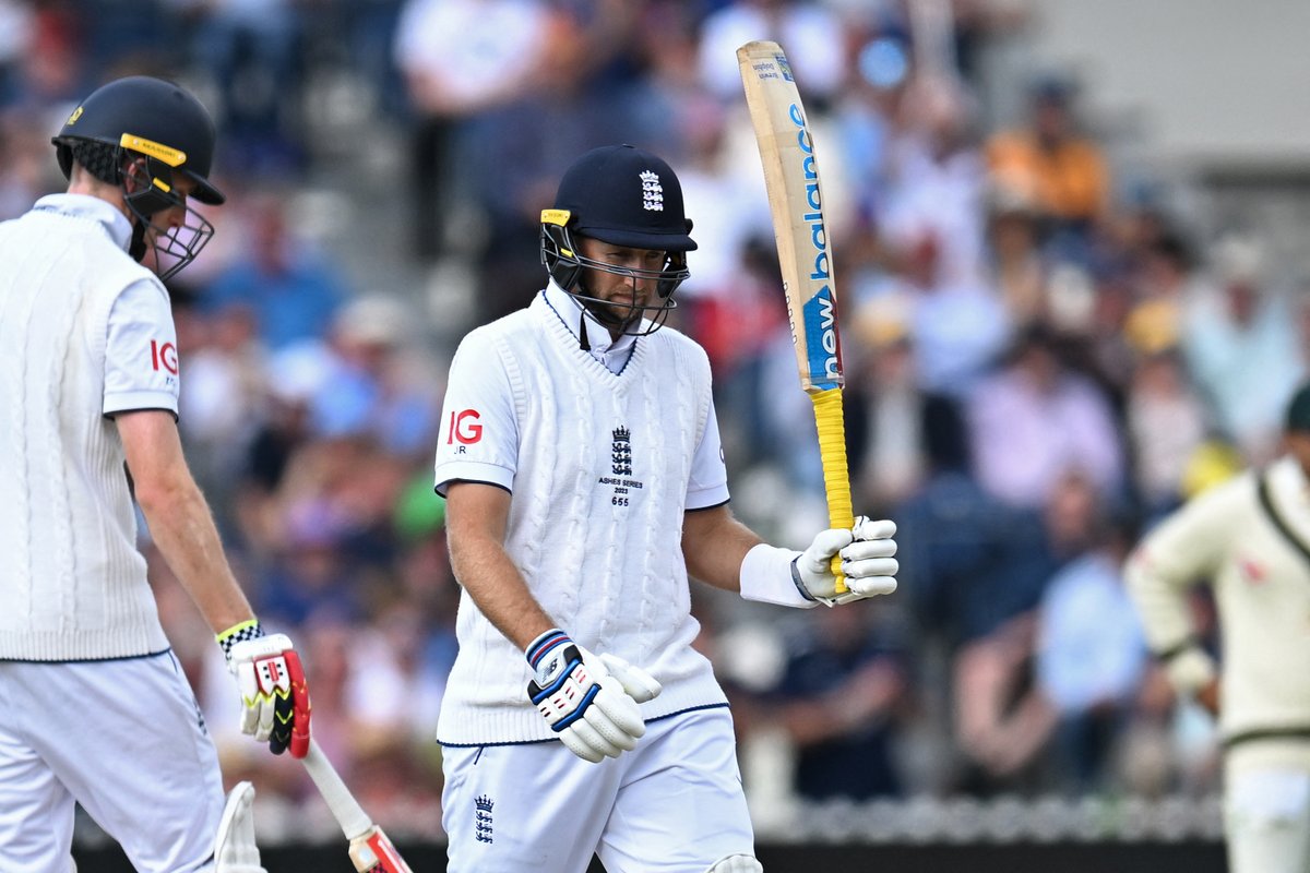 YorkshireCCC's tweet photo. Strong Yorkshire, Strong... 👀

Our Yorkshire trio 🔥

#YorkshireFamily #Ashes https://t.co/qjinkOfWkX