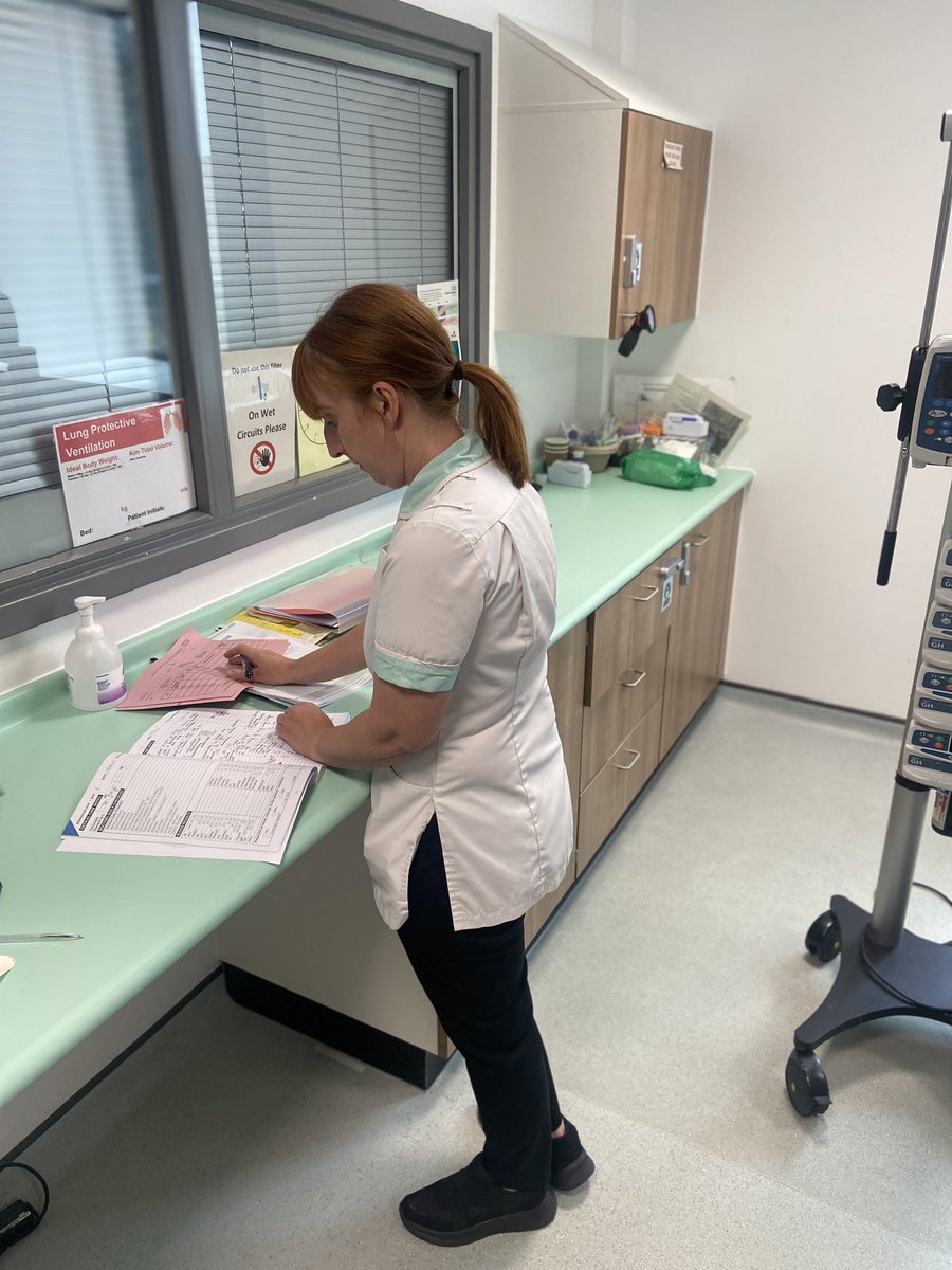 xanamorris's tweet photo. AHP are FAB, more awareness around their roles is needed. Big shout out to @GallyCat_ @WalsallDiet &amp; @sarjit_slt @SpeechWalsall the @CCRT_ICURehab would be lost without u both!! Thank u for all the hours u put in for our ICU Pts 💙 always going above and beyond @WalsallHcareNHS https://t.co/ZaZ1Vz1x0J