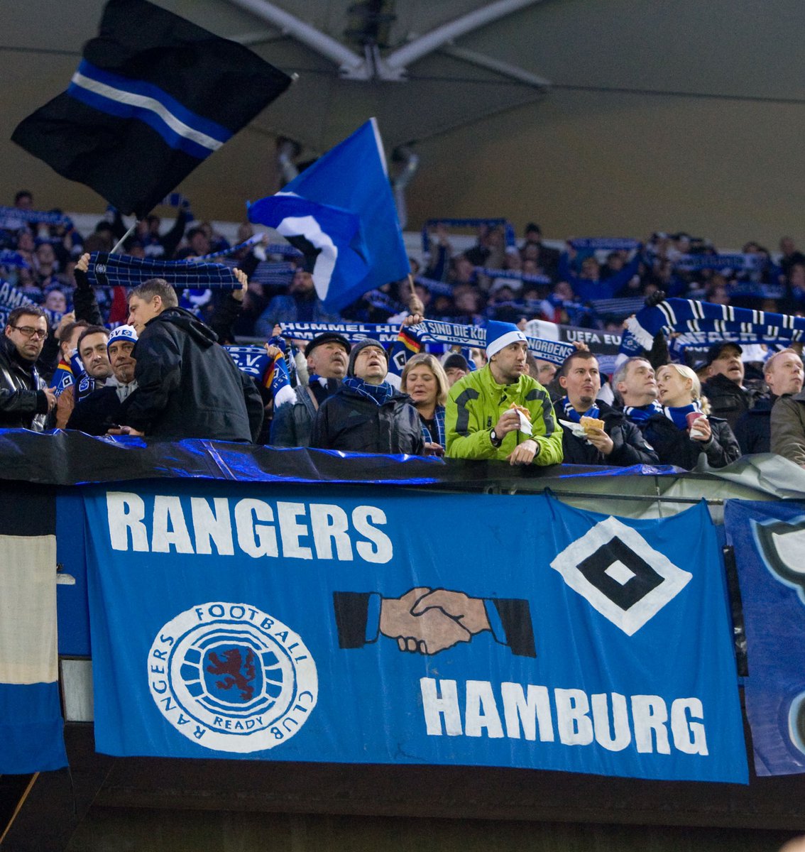 EUJRSC's tweet photo. Bus for Saturday Vs HSV! 

Seats available non members welcome! 

Haymarket terrace 12:00
Drumbrae 12:10
The Marriott 12:15 🔷🇬🇧 https://t.co/Mm06hnj93u