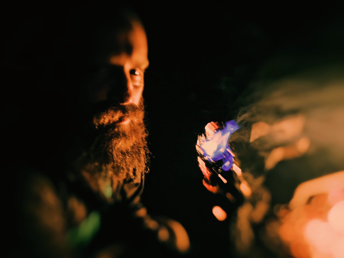 El Barba Roja blue check tweet media