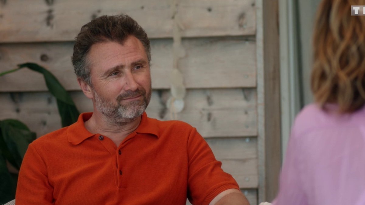 #SCOOP
Il dit toute la vérité à Chloé ! 😱⚡️💥 #DelcourtFamily

tf1.fr/tf1/demain-nou…