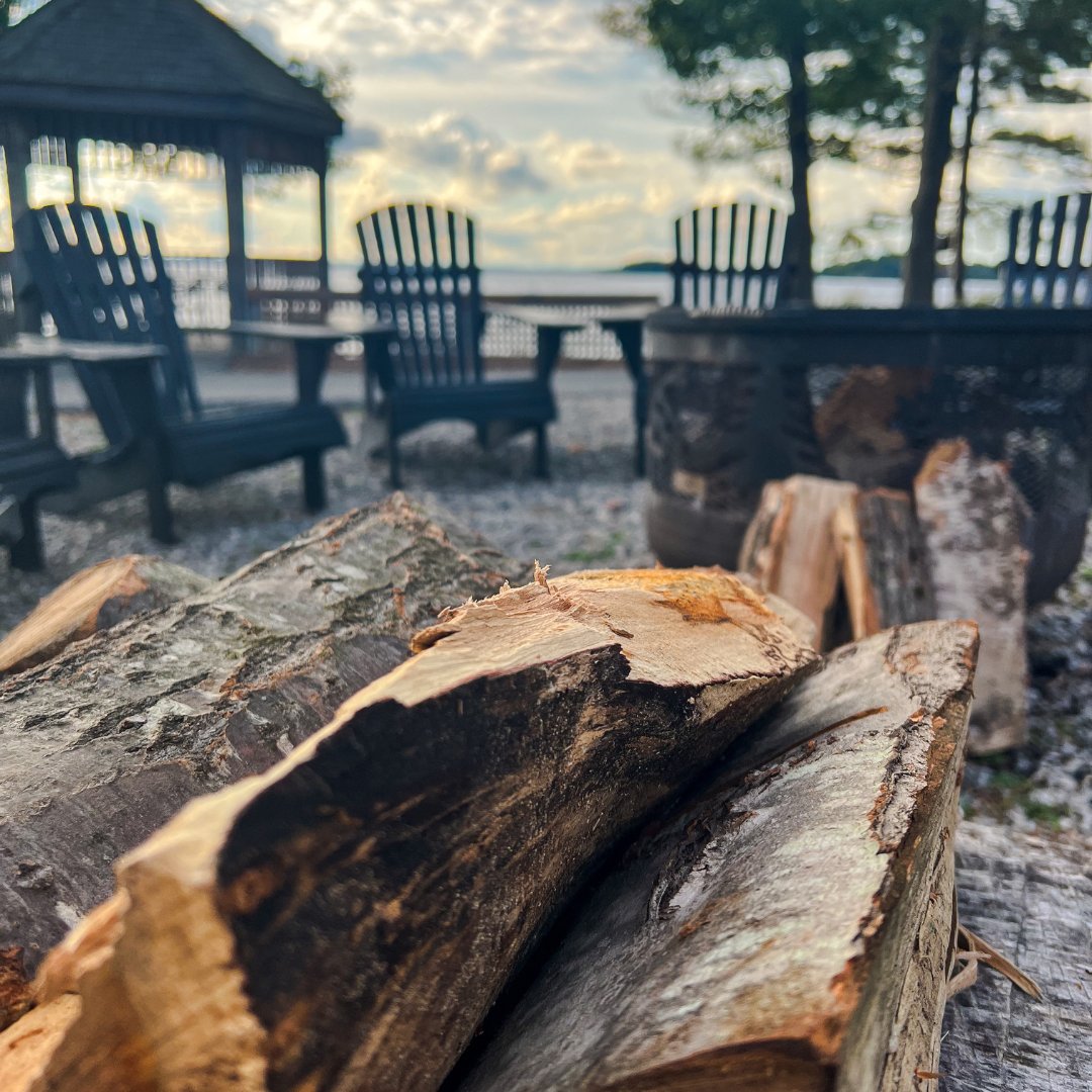 Cozy evenings by the fireside in Muskoka 🪵🔥 Join us for campfires every Friday and Saturday at 8 PM!

Contact our Adventure Crew today to learn more about our rates and to book a private campfire! taboomuskoka.com/recreation-act…