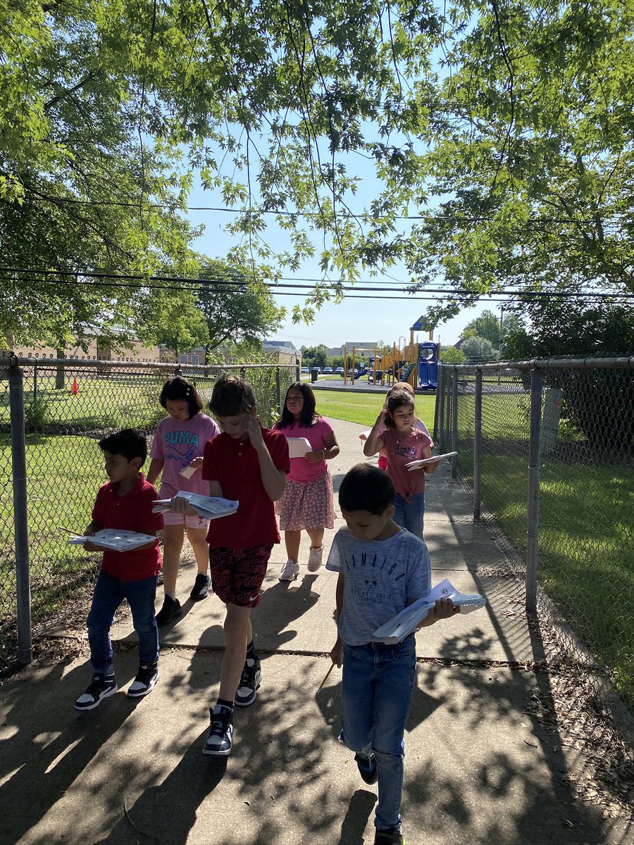 We had so much fun on week 2 of our community unit exploring our natural environment! So much language &amp; learning happening this summer with this amazing crew 🤩✏️🔭
