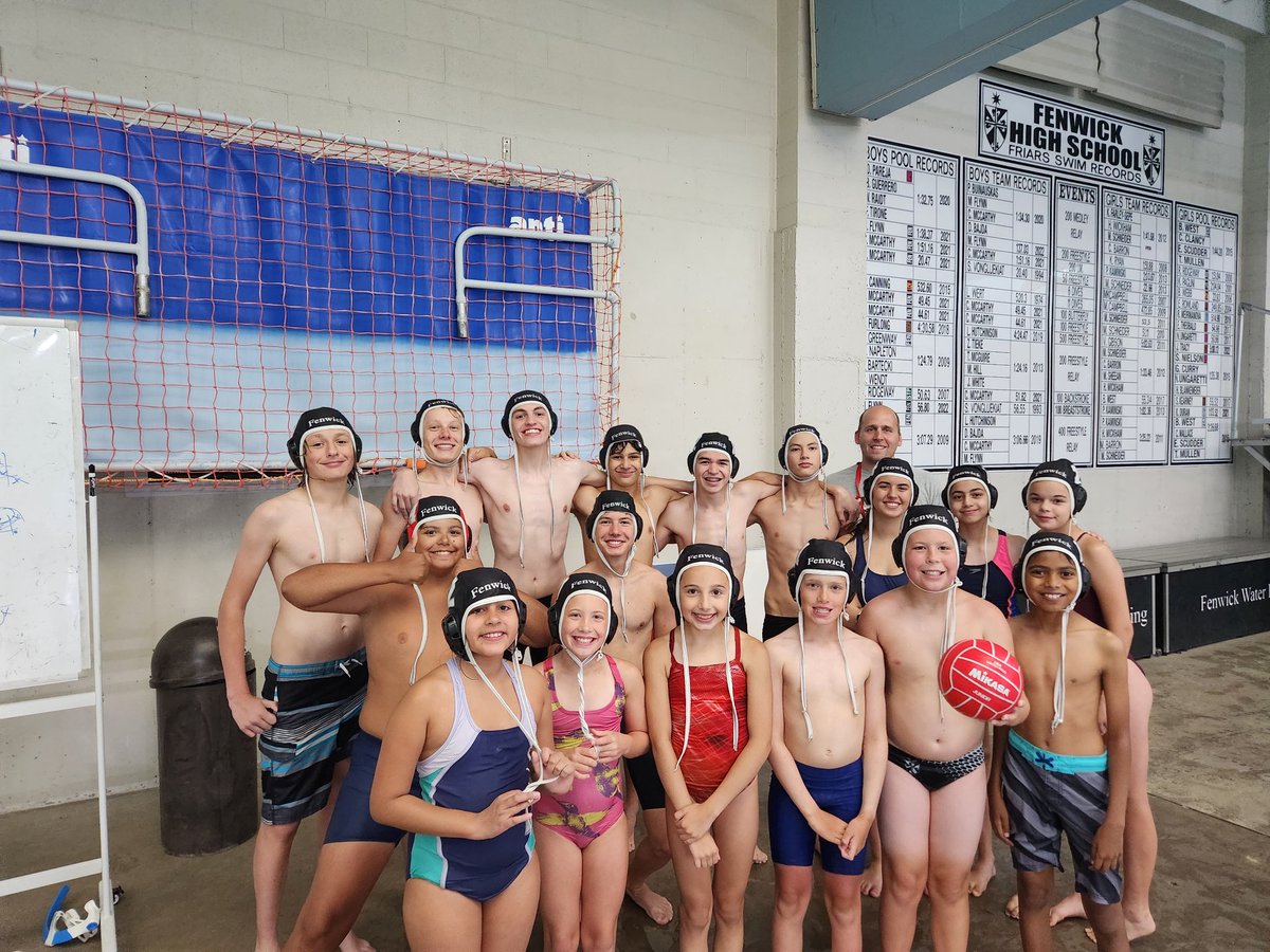 14U and 10U scrimmage with St. Charles last night! Great way to close out a great summer season!
#summerwaterpolo #wcwp #waterpolo #havingfunwithfriends
#kyleisthebestcoach #summerfun