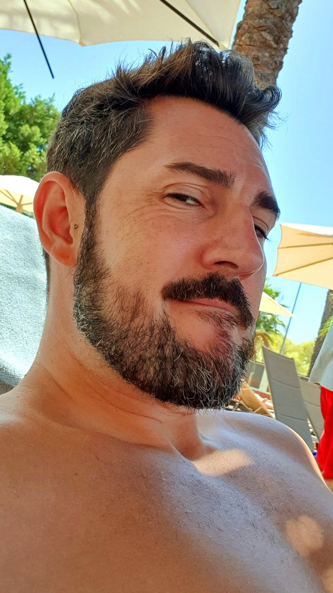 xx_Thanatos_xx's tweet photo. Felicidades for me!! ✌️😉 #SanDaniel
Aunque de santo poco ... 😏. https://t.co/btOuIqciE3
