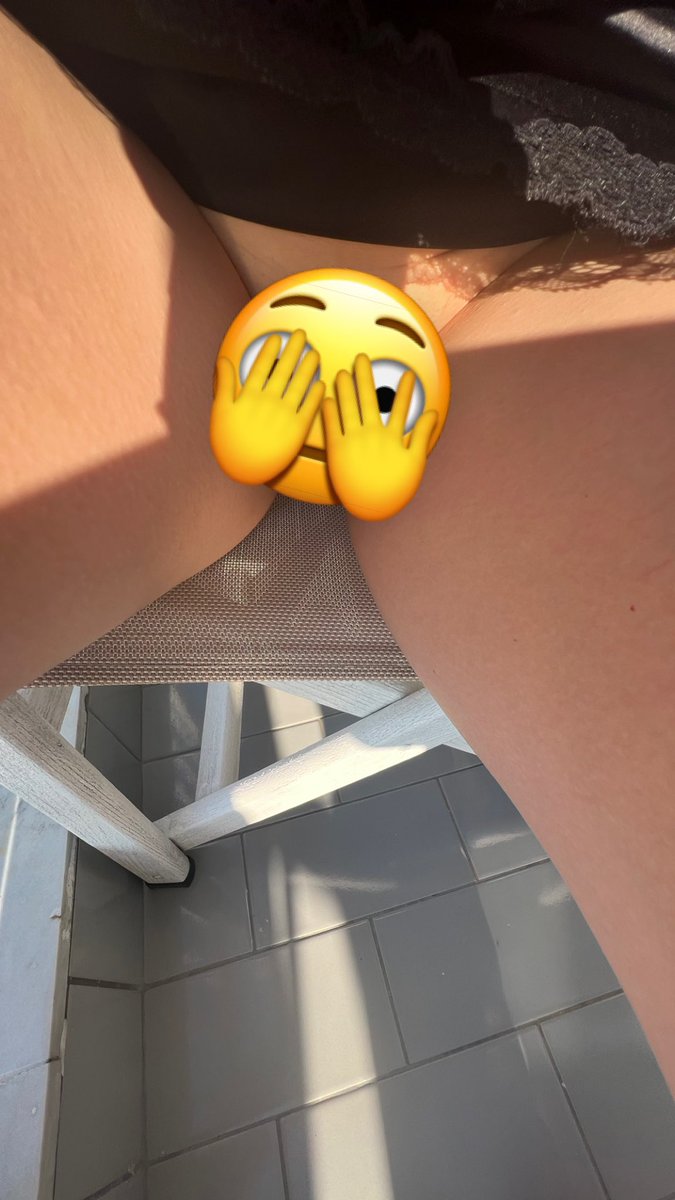 RoseeRenata's tweet photo. if you want me to drive you crazy, just tell me👀😈 

https://t.co/qyzYvnk1q1

https://t.co/qyzYvnk1q1 https://t.co/r3lhSXGIIc