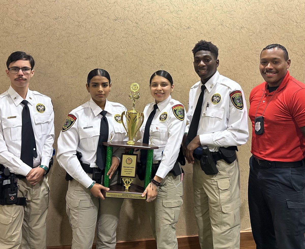 GGuerre27411493's tweet photo. Central Explorers won 2nd place in Burglary in Progress - Gatlinburg Tn. National Competition Summer showdown. https://t.co/O44eqwpoeI