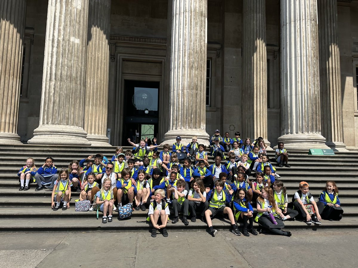 Miss Horrigan tweet media