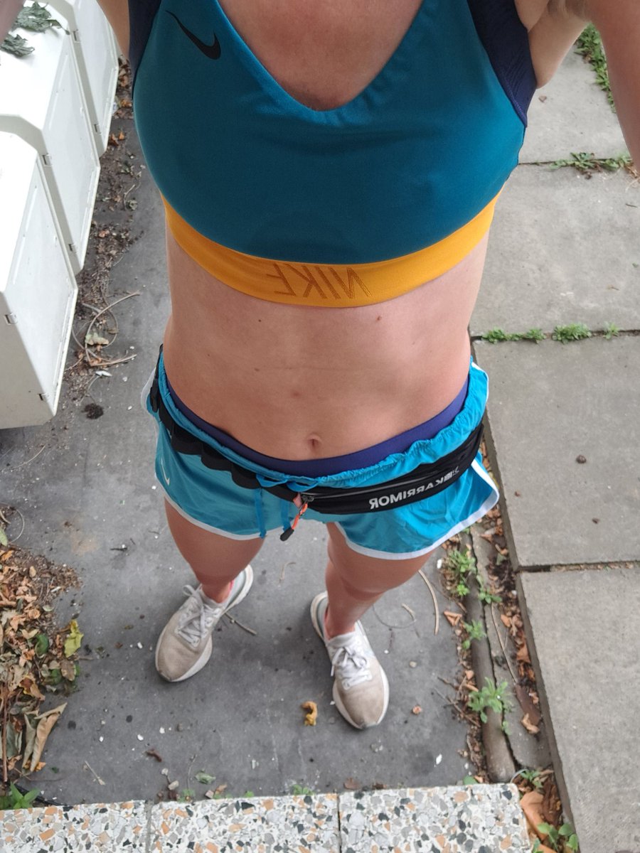 LadiesLeg's tweet photo. Hello #STEPNcommunity. Anyone got reccomendations for a women's marathon training plan? Don't get me wrong, love #halHigdon method but want to factor in specific women consuderations like menstrual cycle, changes in hormones that could contribute to being injury prone & diet too https://t.co/7praTna7AS