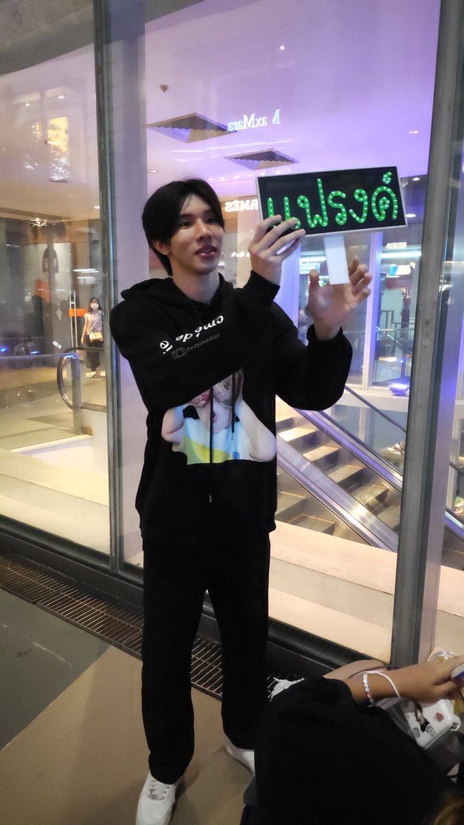 snapshot520's tweet photo. Come here!!

#LancomeThailand
#LancomeBeyondEvent
​#LancomeBeautyTech
​#frankthanatsaran

@FThanatsarun #นุ้งหมีของแฟรงค์
#longlee https://t.co/oA1GKQO706