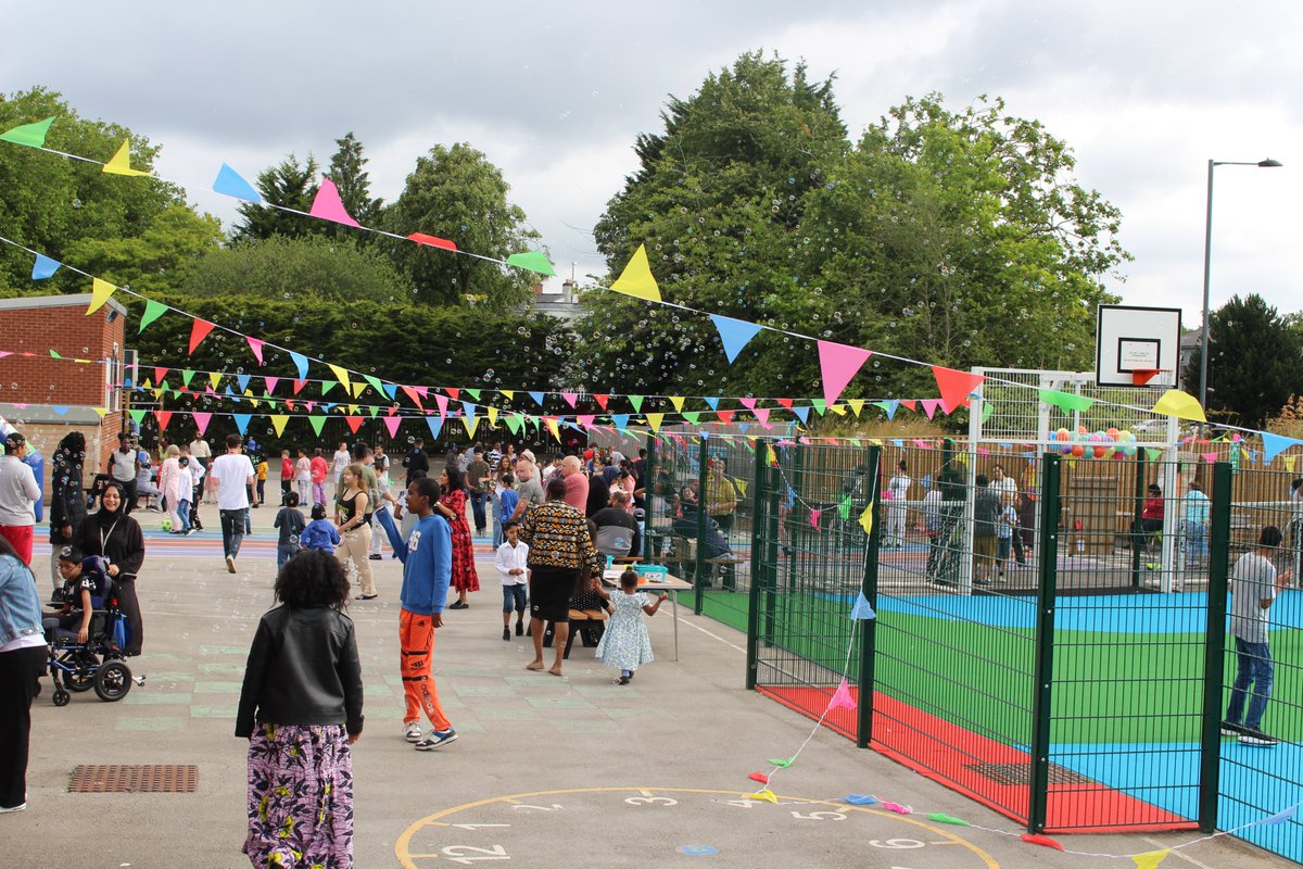 We had a beautiful year and it is only right to end it with a lot of fun activities!
Thanks to our Learning for Life team for organising this event for all pathways.
