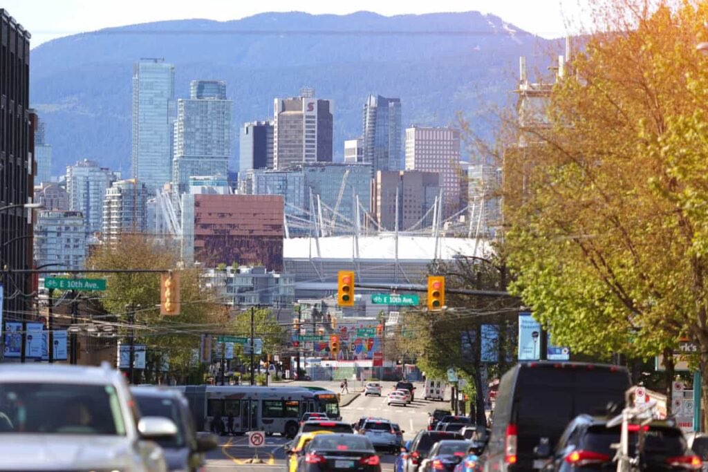nbanthia's tweet photo. Canada’s population just touched 40 million. 

Is our civic infrastructure grossly  inadequate for this rapid growth and what should we do to build more #CarbonNeutral structures and #buildings! 

My interview here with @BIVnews 👇

https://t.co/UCyEhnAKd3

@ICIMPACTS @FP_Champagne @MetroVancouver @UBC @CU_President @UBCNews @RSCTheAcademies @KenSimCity @anitahuberman @theGCCA @NSERC_CRSNG #housing #homelessness