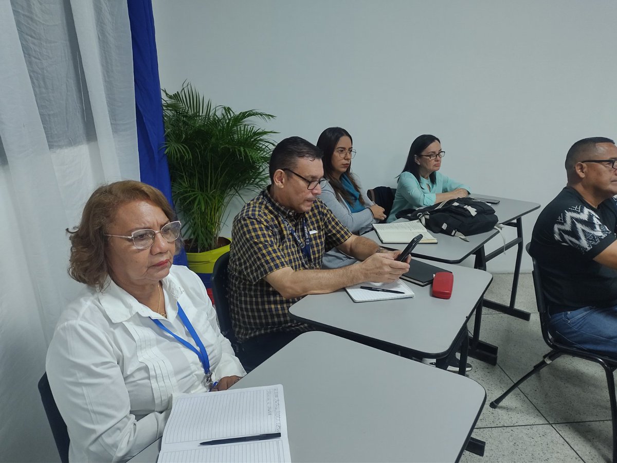 uptlara's tweet photo. #EnDesarrollo | Reunión de Autoridades Académicas para evaluar avances de la gestión del PNFA en Ciencias de Actividad Física y el Deporte para la formación académica de los profesionales del área deportiva.

#UptaebActiva
#13AñosUptaeb

@mppeduniv @michellyvivas @uney_oficial https://t.co/yRPLwxSe4M
