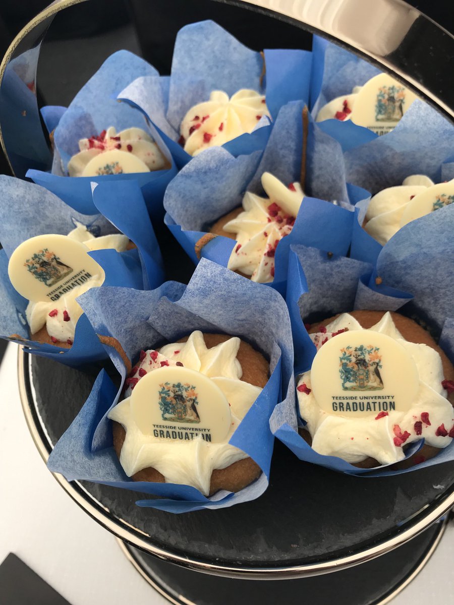 It’s graduation day!!! Congratulations to all our Teesside Crime & Investigation and Policing graduates. Enjoy your cupcakes and good luck for the future- keep in touch 😊