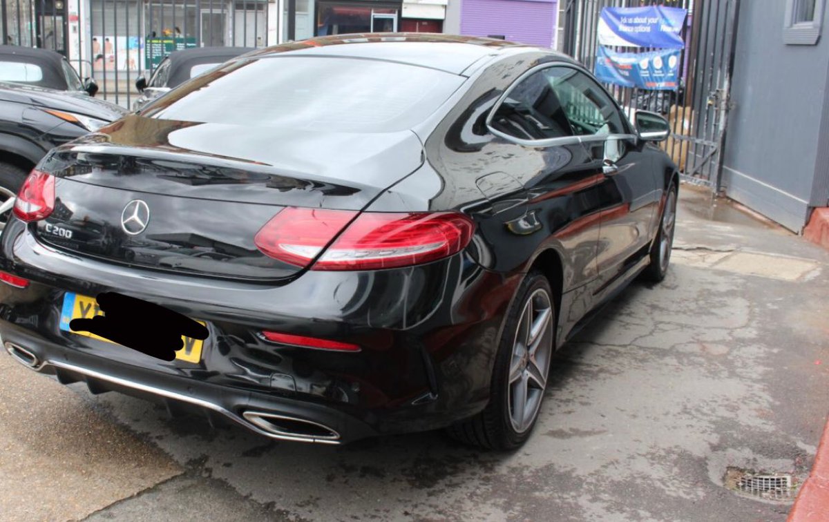 shewasafairree's tweet photo. My car was stolen in East London and the police haven’t been able to help sadly 💔 Please RT and call 07576 789731 with any info. 
Mercedes C Class C200
Registration No: EY67 TFJ
Colour: Black
Brown leather interior. 
There’s a tear in the leather on the drivers seat❗️ https://t.co/4mLO0whnUE