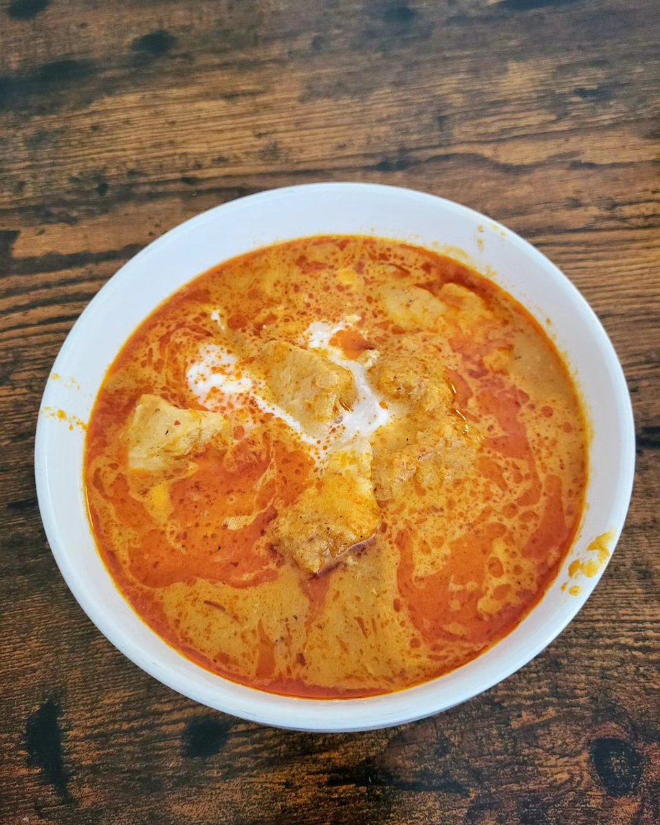 CardiffMenu's tweet image. Chicken Massaman Curry
Vegetable Spring Rolls
from the wonderful Apple&apos;s Kitchen in Mountain Ash.

Really good authentic Thai cooking from Apple, and a warm welcome.  More of a takeaway than a sit in place (only 2 tables), but if you&apos;re in the area, then pay them a visit.