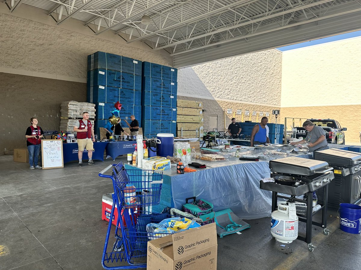 Had an awesome Pro Breakfast for our MVP pro event!! Thanks to all those who helped prep and thanks to our Pro customers who joined us!! <a href="/JamesW_2009/">James</a> <a href="/FNaff16/">FNaff16</a> @WhitneyHecker @som2to <a href="/BenitoKomadina/">Benito.Komadina@Lowes</a>