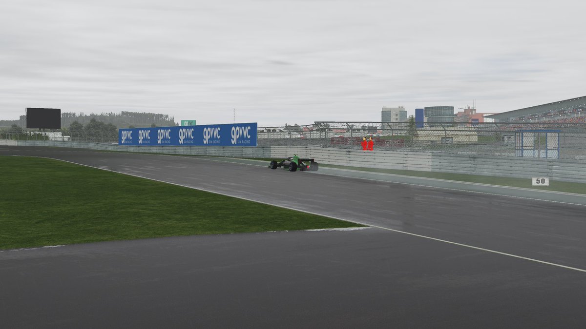 Good race on Tuesday by our drivers!

Luca had a good recovery in R1 from P26 to P14. Boby had a great recovery from P28 to P10!

In R2 Biby finished in P21 after an incident in lap 1 and Luca finished in P15.

Good race we’re both cars scored points!

#ReadyforPolePosition