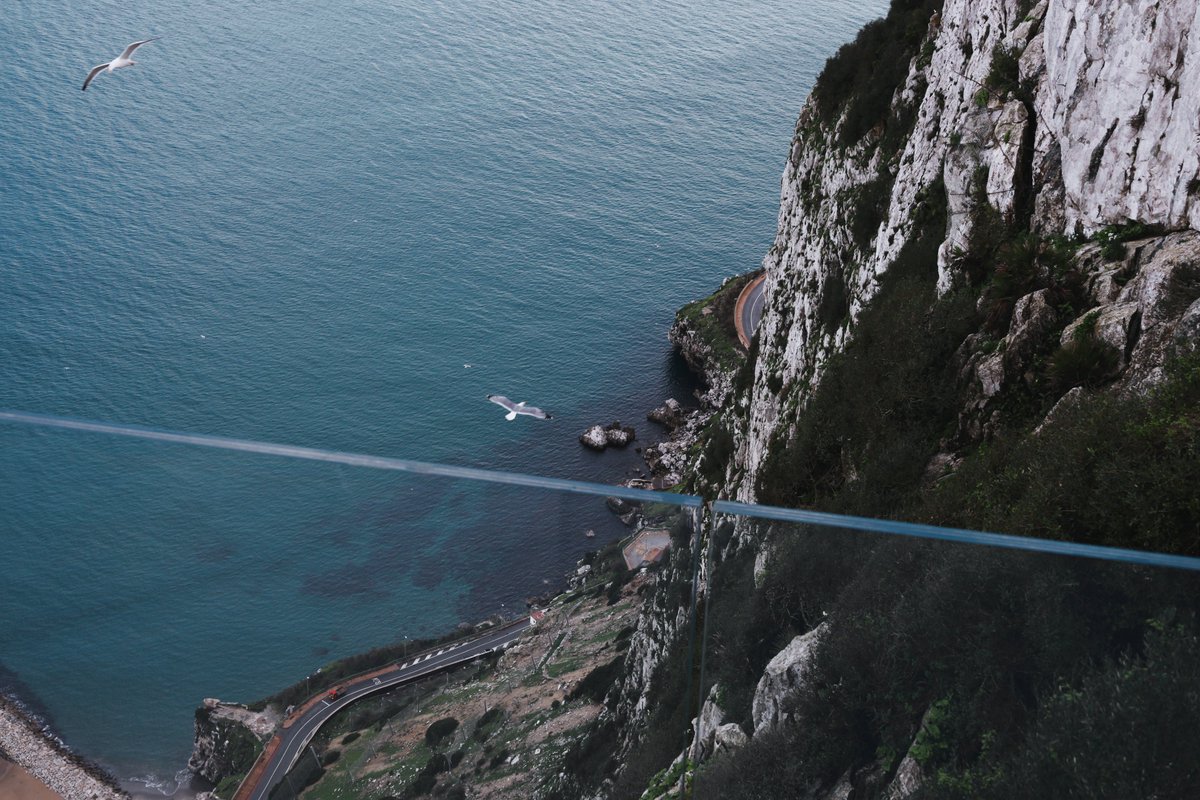 Flying high in the sky. . . 

#Gibraltar #streetphotography #urbanphotography #canon #canonphotography #travel