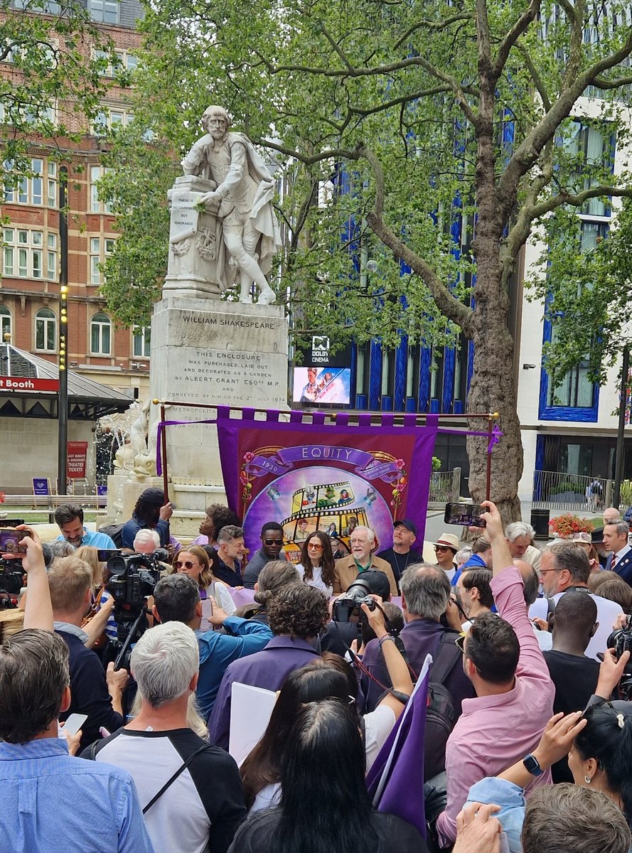 Marta Svetek tweet media