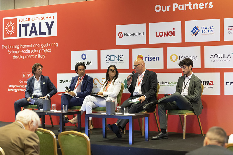 Highlights from the <a href="/solarplaza/">Solarplaza</a> summit in Rome last week. Fabrizio Mellini talks #EPC and #assetmanagement for #renewables in #Italy.