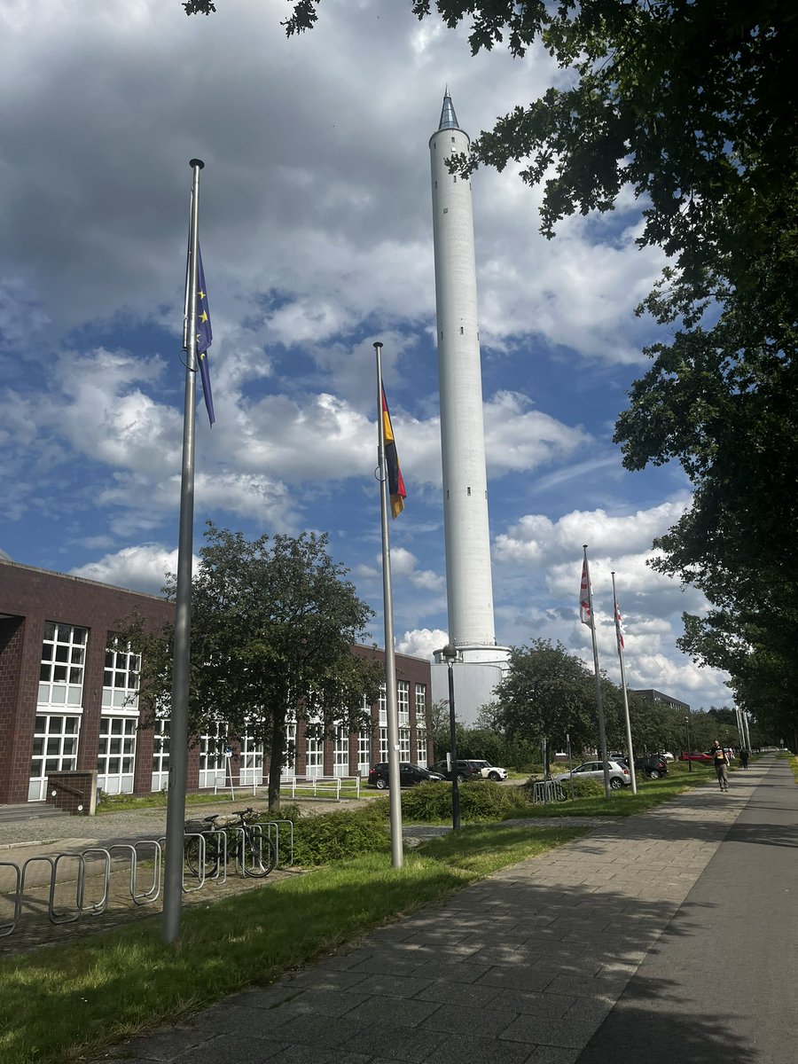 ShaumicaS's tweet photo. Spent the last two weeks doing microgravity experiments at the Zarm Drop Tower and I must say the weather has been absolutely beautiful here in Bremen. Now back home to Britain 🤐 https://t.co/aIJ7iA8S40
