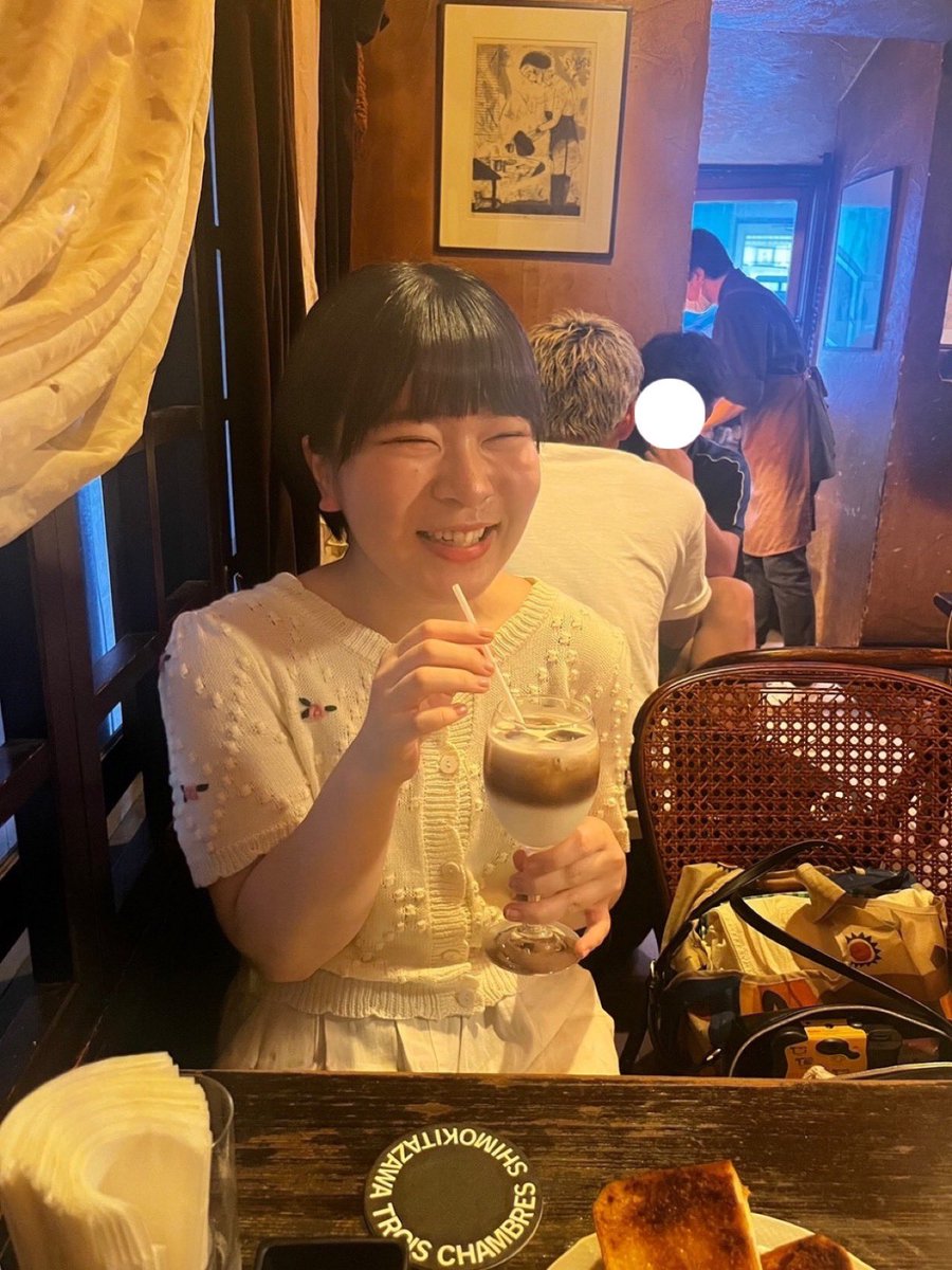 ５月🎏〜６月🐌〜７月🌻

あっという間でした☀️
この3ヶ月で出会った3️⃣作品と、
素敵な役者さん達と過ごした日々は宝物です。

ちょっと休憩して、夏を満喫しつつも、
グングン進みます！次へ！🏃🏻‍♀️🔥

（久しぶりに行った大好きな場所🥲）
（どこでしょうか💡）