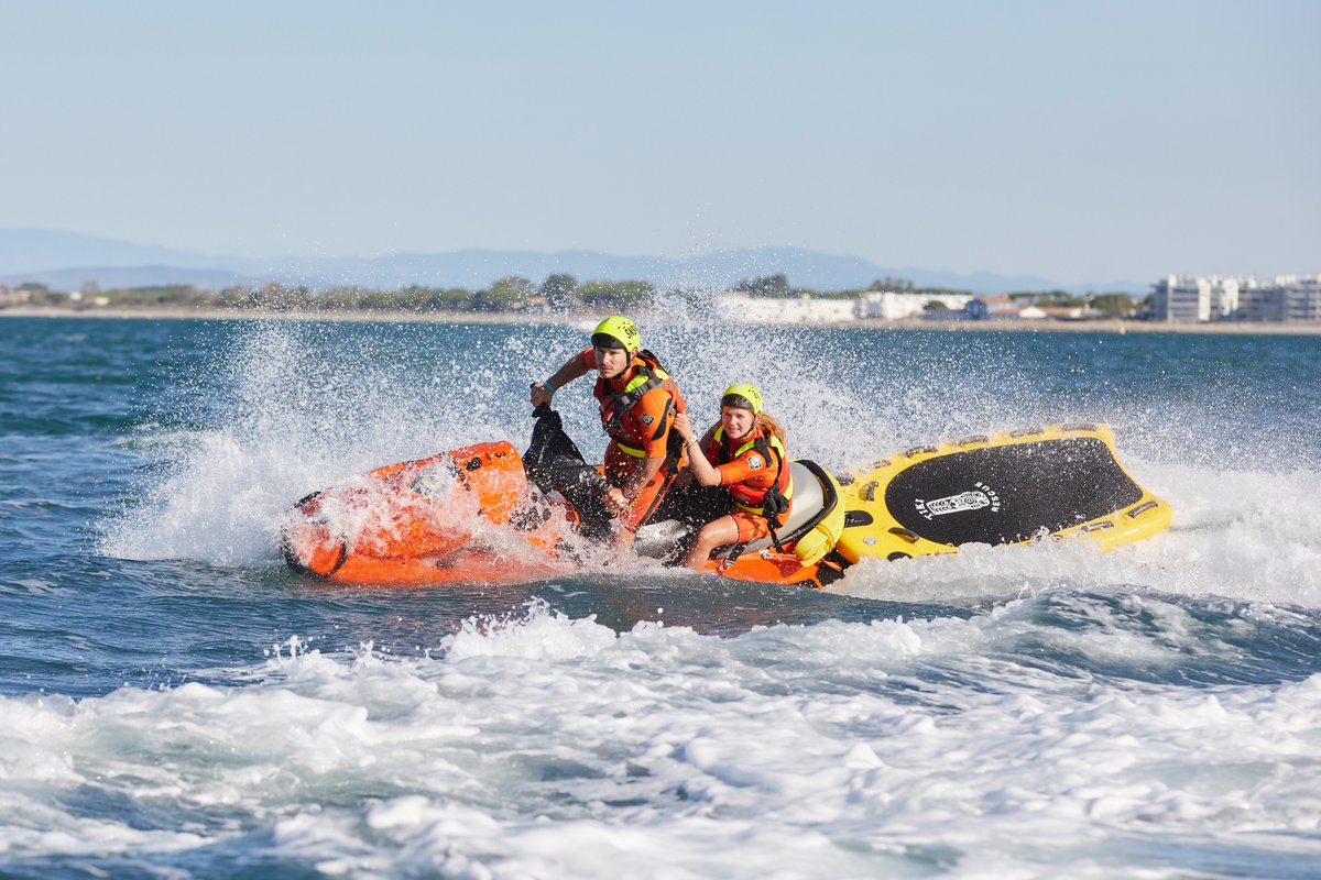 SauveteursenMer's tweet photo. #Recrutement đš Les #SauveteursenMer assistent depuis le dĂ©but de lâĂ©tĂ© Ă une pĂ©nurie de #sauveteurs sur certaines #plages et Ă©prouvent des difficultĂ©s Ă recruter en aoĂ»t. Ils invitent toute personne disposant des qualifications rĂ©glementaires (#BNSSA et #PSE1) Ă les rejoindre https://t.co/we520P3TUf