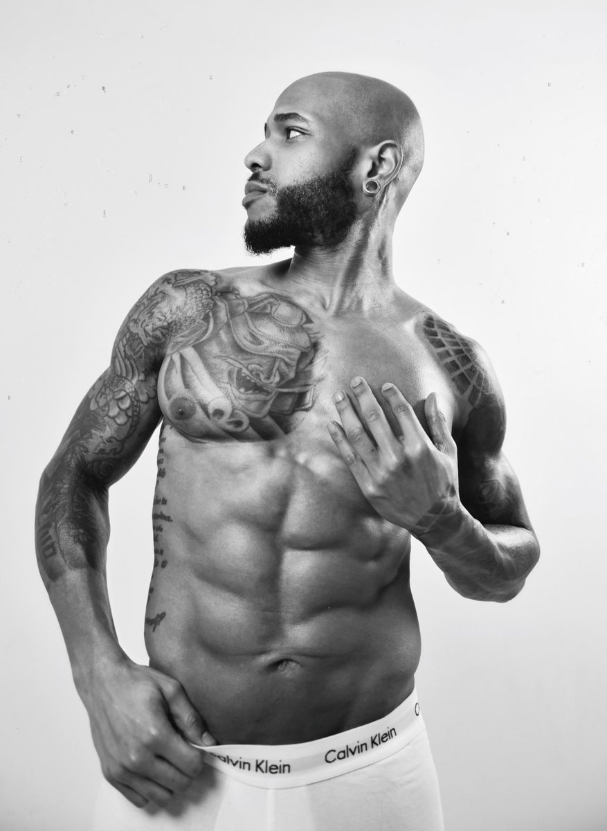 MrSlySpitta's tweet photo. Self love in motion ♾️ @CalvinKlein 

#calvinklein #blackandwhite #aesthetics #smile #tattoos #model https://t.co/VQba0E8pPI