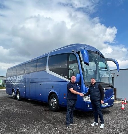 Today Stuart Smithson, Area Sales Manager handed over the keys to this Irizar Integral i6 to Jason Lee, Managing Director of Journeys Holidays 
This is the first coach for Journeys Holidays, which will be specialising in day trips and tours, both European and domestic.
